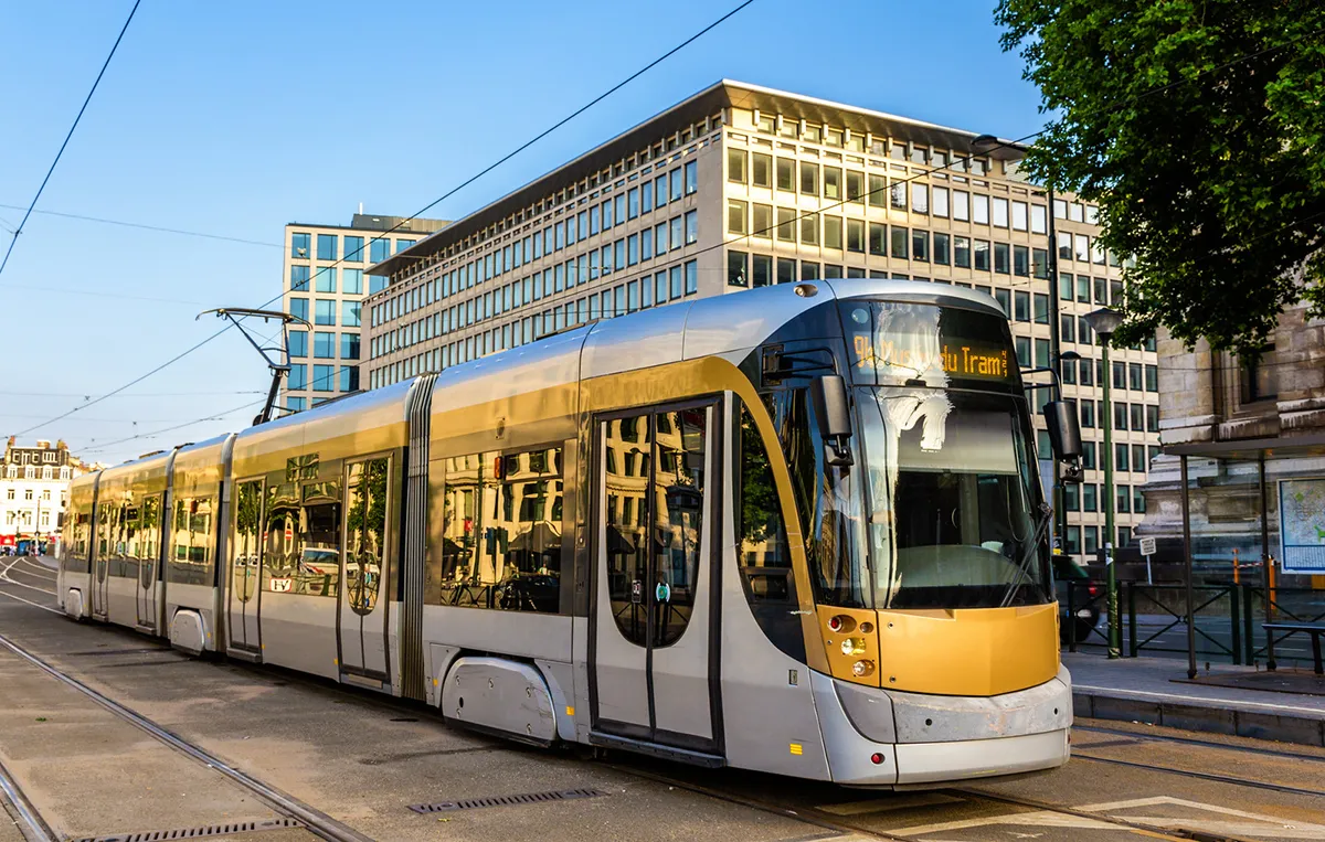 Le tram, moyen de transport dans la Ville de Bruxelles